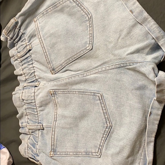 Pacsun Mom Shorts in size Large - Picture 4 of 4